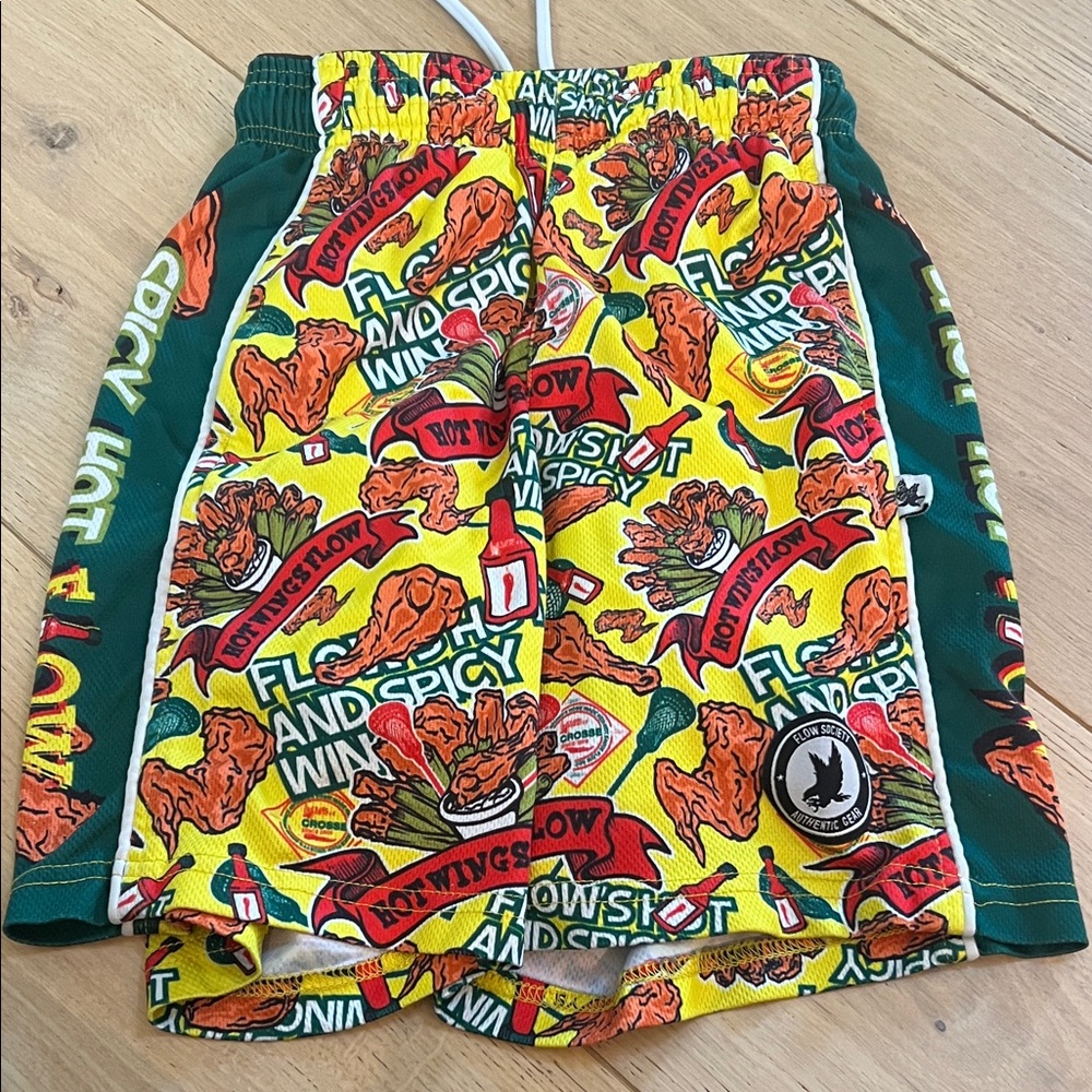 Flow Society Chicken wing hot sauce